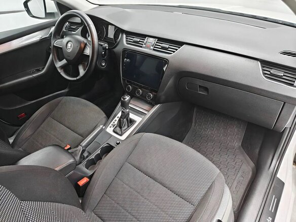 2013 Skoda Octavia III (A7), белый - вид 10