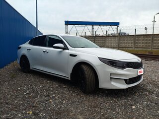 2018 Kia Optima IV Рестайлинг, белый, 1950000 рублей, вид 3