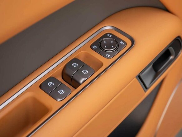 2026 Li Auto (Lixiang) L6 II, чёрный, 7730000 рублей - вид 12