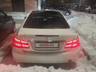 2011 Mercedes-Benz E-Класс 350 IV (W212, S212, C207), белый, 1600000 рублей, вид 4