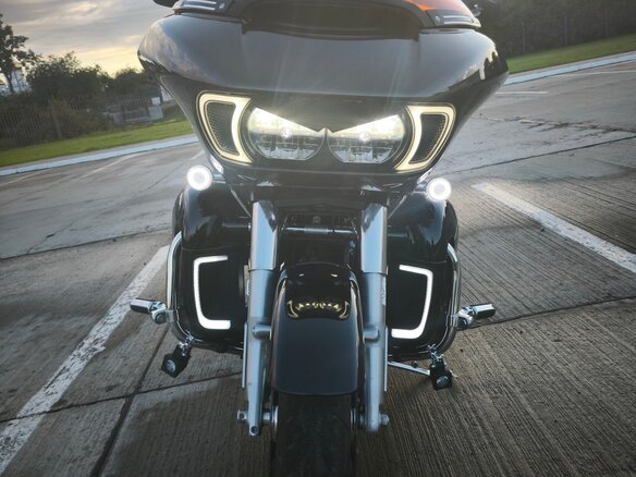 2015 Harley-Davidson Road Glide, чёрный, 1400000 рублей