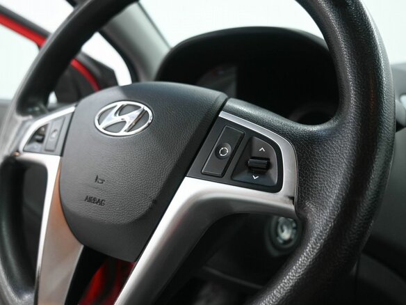 2013 Hyundai Accent IV, красный, 979900 рублей - вид 12