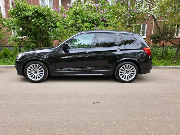 2013 BMW X3 28i xDrive II (F25), чёрный, 2555000 рублей