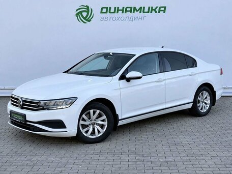 2021 Volkswagen Passat B8 Рестайлинг, белый, 2390000 рублей, вид 1