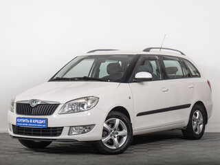 2011 Skoda Fabia II Рестайлинг, белый, 659000 рублей, вид 2