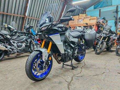 2024 Yamaha Tracer 9, серебристый, 1590000 рублей, вид 2