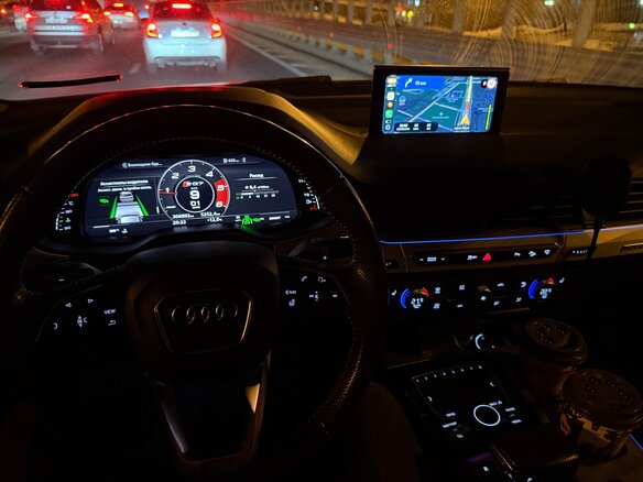 2016 Audi Q7 II (4M), серый, 2880000 рублей - вид 14