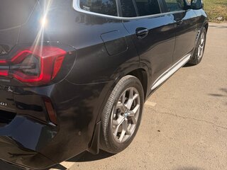 2021 BMW X3 30i xDrive III (G01) Рестайлинг, чёрный, 5600000 рублей, вид 5