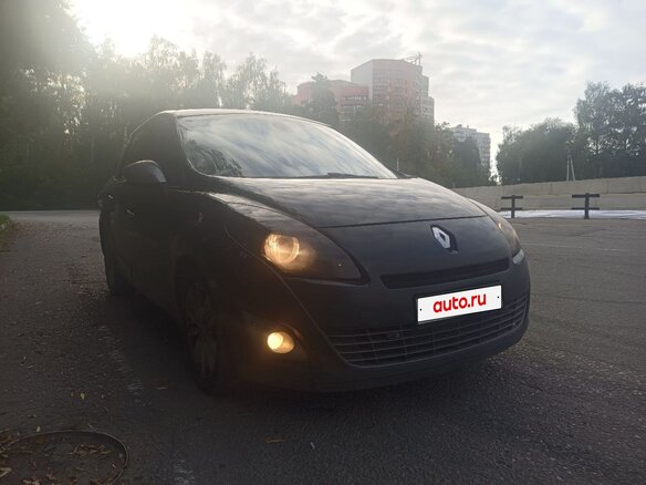 2010 Renault Scenic Grand III, чёрный, 770000 рублей - вид 2