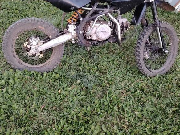 2024 Regulmoto Seven 125E, красный, 65000 рублей