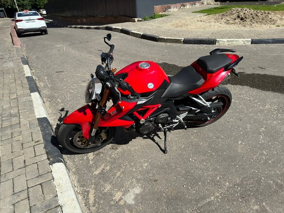 2013 Stels 600 Benelli, красный, 480000 рублей - вид 4