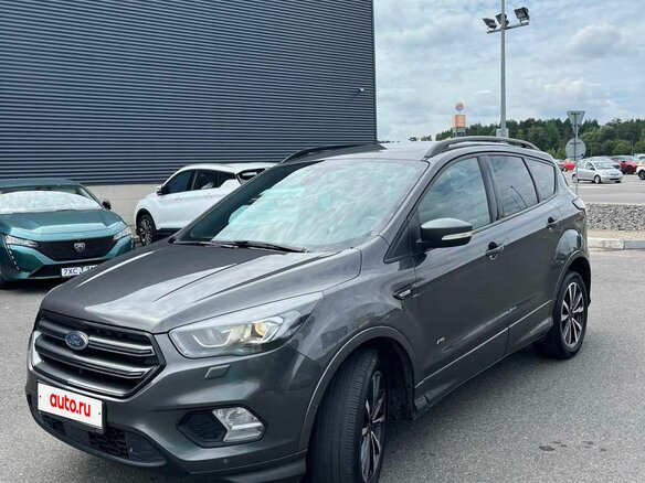 2018 Ford Kuga II Рестайлинг, серый, 1585000 рублей - вид 1