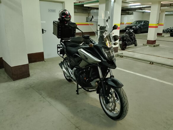 2016 Honda NC 750X, чёрный, 700000 рублей - вид 1