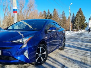 2018 Toyota Prius IV (XW50), синий, 1600000 рублей, вид 4