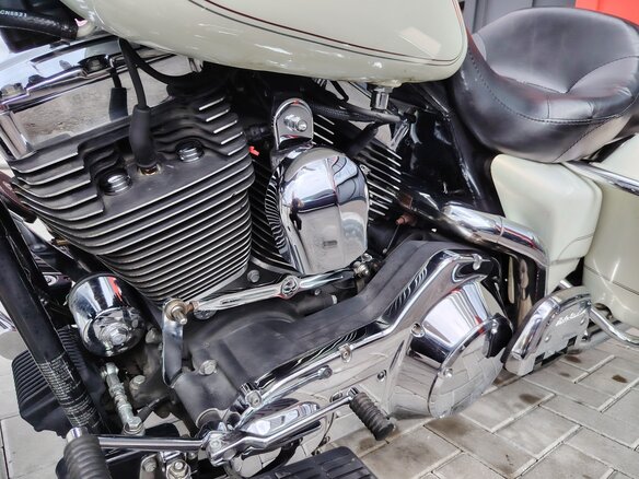 2003 Harley-Davidson Electra Glide, белый - вид 3