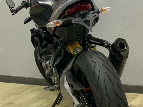2019 Ducati Monster 821, чёрный - вид 23