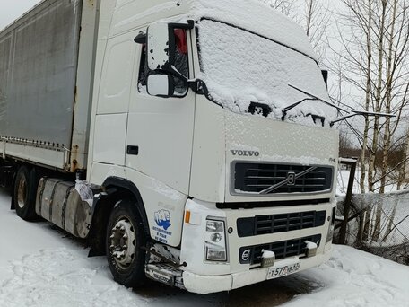 2006 Volvo FH, белый, 2250000 рублей, вид 3