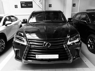 2018 Lexus LX 450d III Рестайлинг 2, чёрный, 8200000 рублей, вид 2