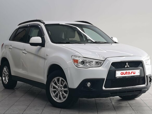 2011 Mitsubishi ASX I, белый, 840000 рублей - вид 2