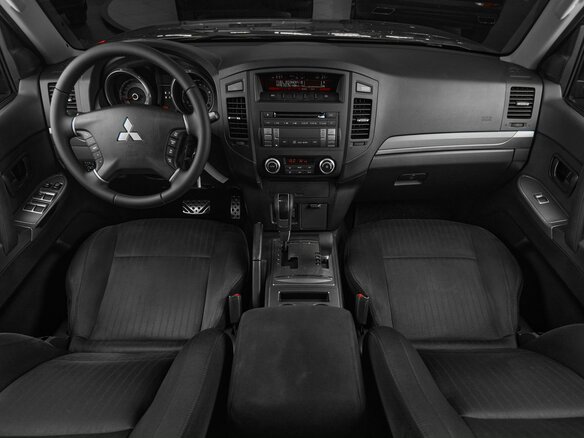 2012 Mitsubishi Pajero IV Рестайлинг 1, коричневый, 1699000 рублей - вид 7