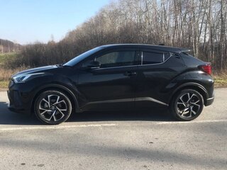 2020 Toyota C-HR I Рестайлинг, чёрный, 2225000 рублей, вид 5