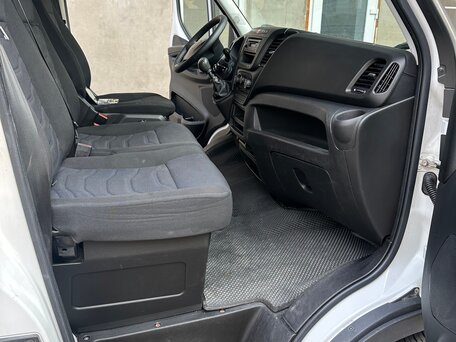 2018 Iveco Daily, белый, 3050000 рублей, вид 5