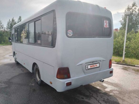 2011 Hyundai County, серебристый, 550000 рублей - вид 3