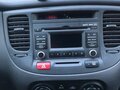 2010 Kia Rio II Рестайлинг, золотистый, 750000 рублей - вид 11