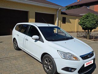 2008 Ford Focus II Рестайлинг, белый, 520000 рублей, вид 3