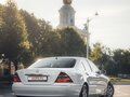 1999 Mercedes-Benz S-Класс 320 IV (W220), белый - вид 7