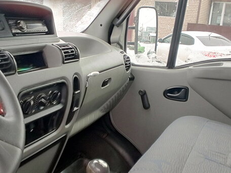 2004 Renault Mascott, белый, 1050000 рублей, вид 5