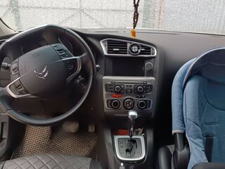 2011 Citroen C4 II, белый, 570000 рублей, вид 3