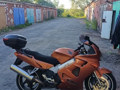 1999 Honda VFR 800, золотистый, 410000 рублей, вид 2
