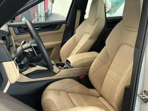 2026 Porsche Cayenne Coupé III Рестайлинг, серый - вид 7
