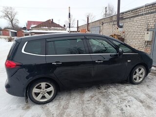 2013 Opel Zafira C, чёрный, 1200000 рублей, вид 2