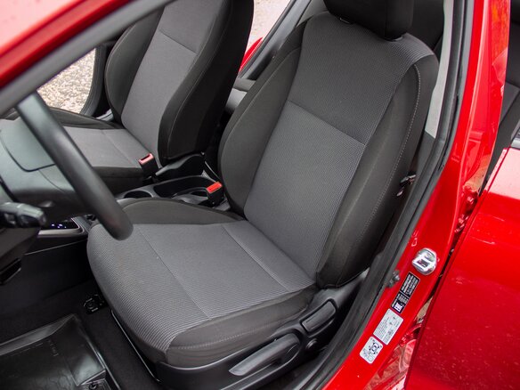 2020 Hyundai Solaris II Рестайлинг, красный, 1257000 рублей - вид 19