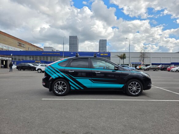 2010 Ford Focus II Рестайлинг, чёрный, 700000 рублей - вид 7