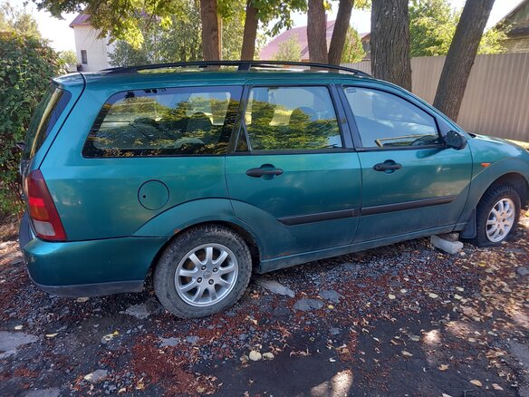 1999 Ford Focus I, зелёный, 85000 рублей - вид 1