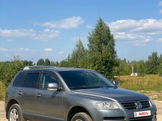 2006 Volkswagen Touareg I, серый, 999999 рублей, вид 4