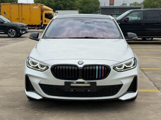 2021 BMW 1 серии 120i III (F52) Рестайлинг, белый, 1700678 рублей, вид 2