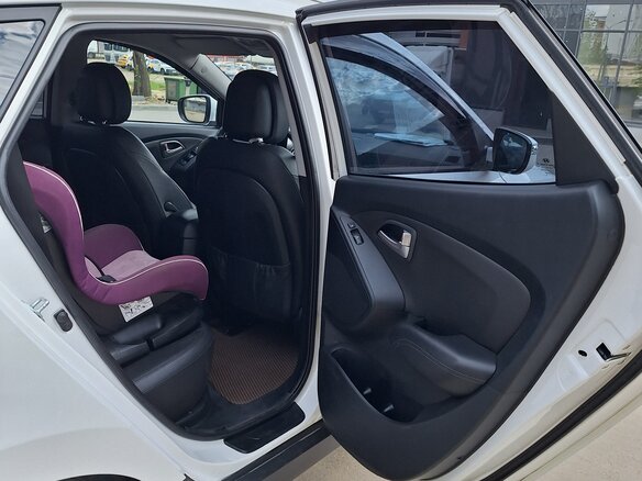 2011 Hyundai ix35 I, белый, 1050000 рублей - вид 15