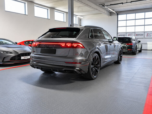 2026 Audi Q8 50 TDI I (4M) Рестайлинг, серый, 14290000 рублей - вид 6