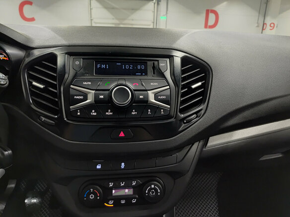 2019 Lada (ВАЗ) Vesta SW I, белый - вид 14