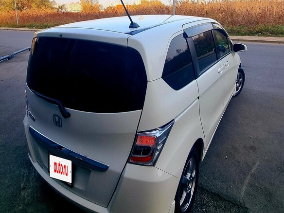 2012 Honda Freed I Рестайлинг, белый, 1245000 рублей - вид 9