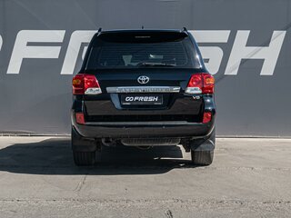 2014 Toyota Land Cruiser 200 Series Рестайлинг 1, чёрный, 3519000 рублей, вид 4