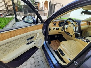 2018 Bentley Flying Spur II, фиолетовый, 9200000 рублей, вид 5