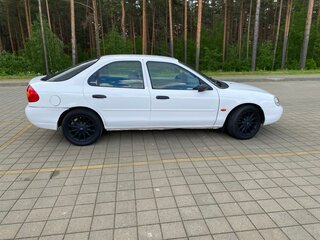 1998 Ford Mondeo II, белый, 280000 рублей, вид 4