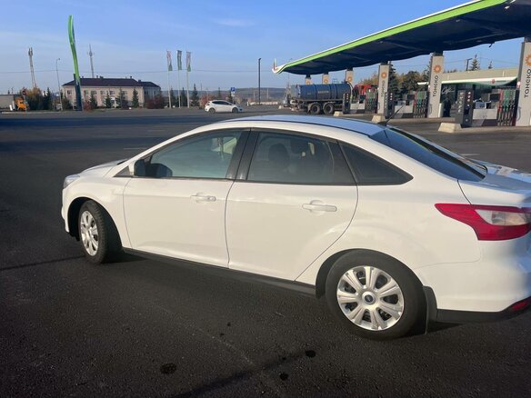 2013 Ford Focus III, белый, 800000 рублей - вид 18