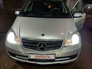 2008 Mercedes-Benz A-Класс 170 II (W169) Рестайлинг, серебристый, 750000 рублей, вид 1