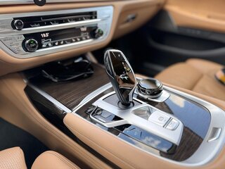2019 BMW 7 серии 730d xDrive VI (G11/G12), серый, 4697952 рублей, вид 4
